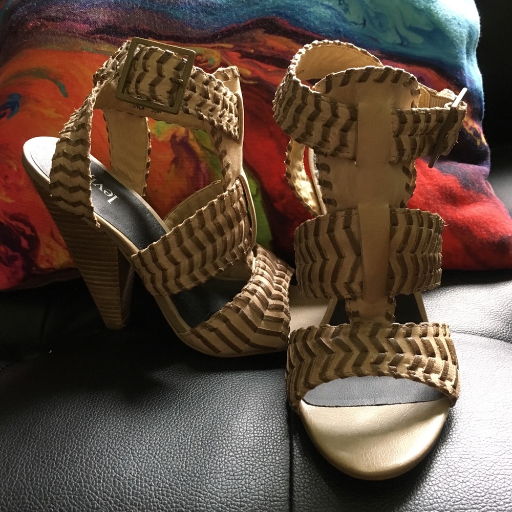 Levity sandals - Erica